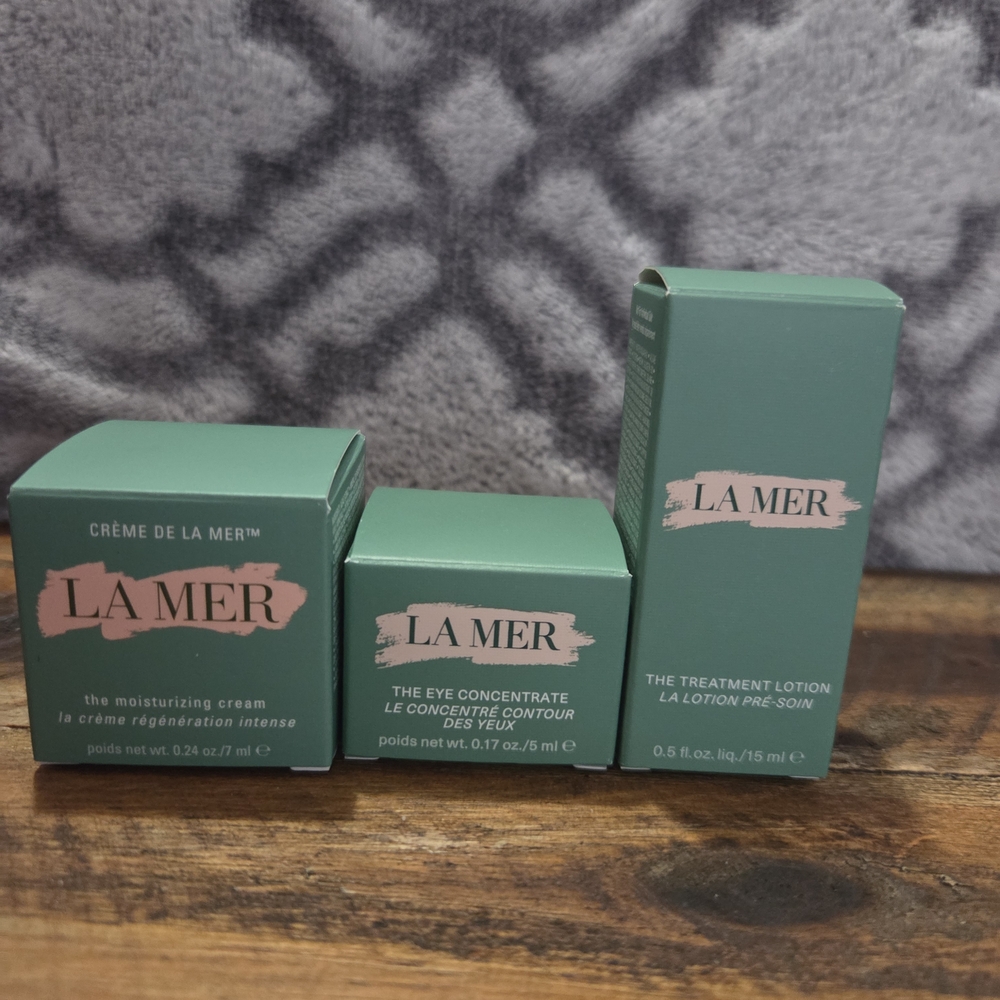 La Mer Moisturizer, Treatment Lotion, And Eye Concentrate Skin Care Set